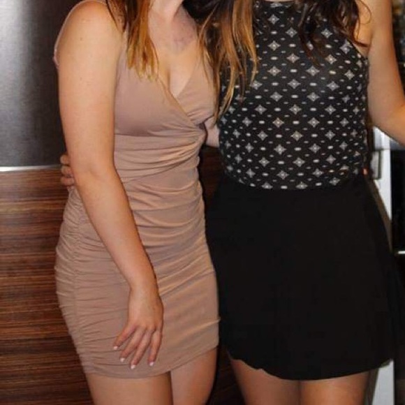 Tobi Thrill Seeker Taupe Bodycon Dress 2/$20 ✨ - Picture 2 of 5